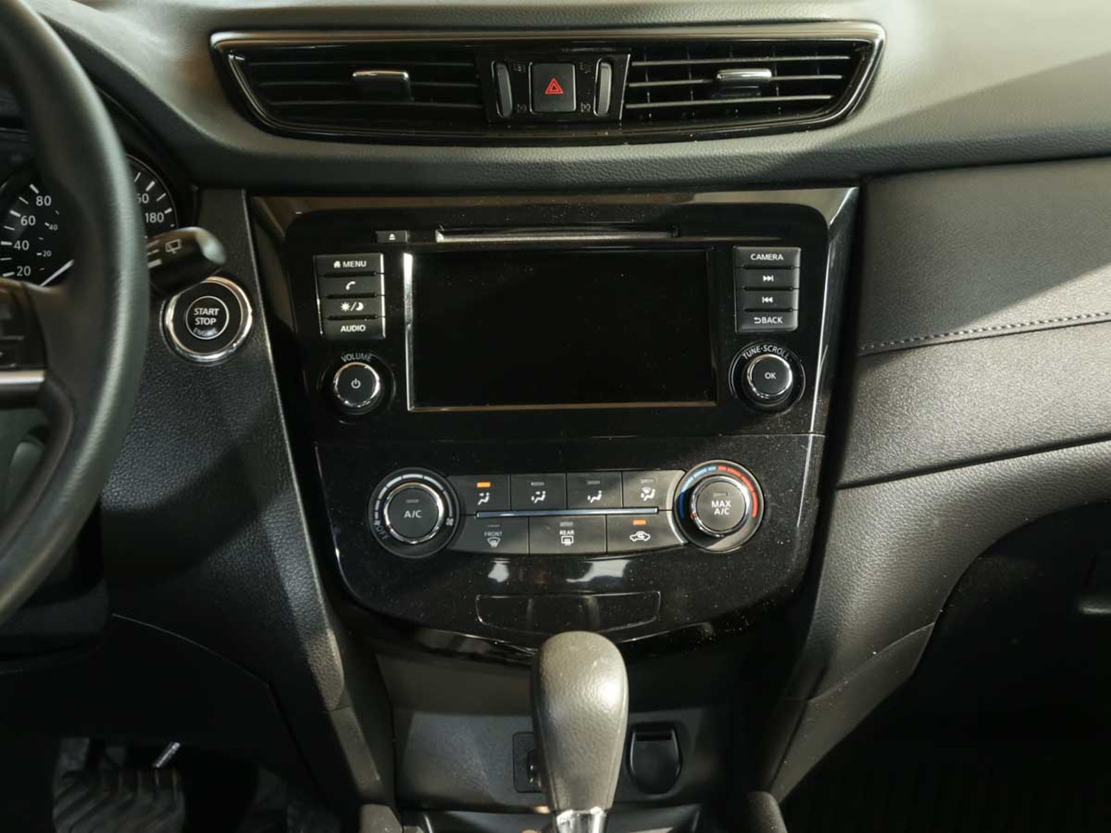 NISSAN X TRAIL 2.5 AUT 2021 - Imagen 14 de 14