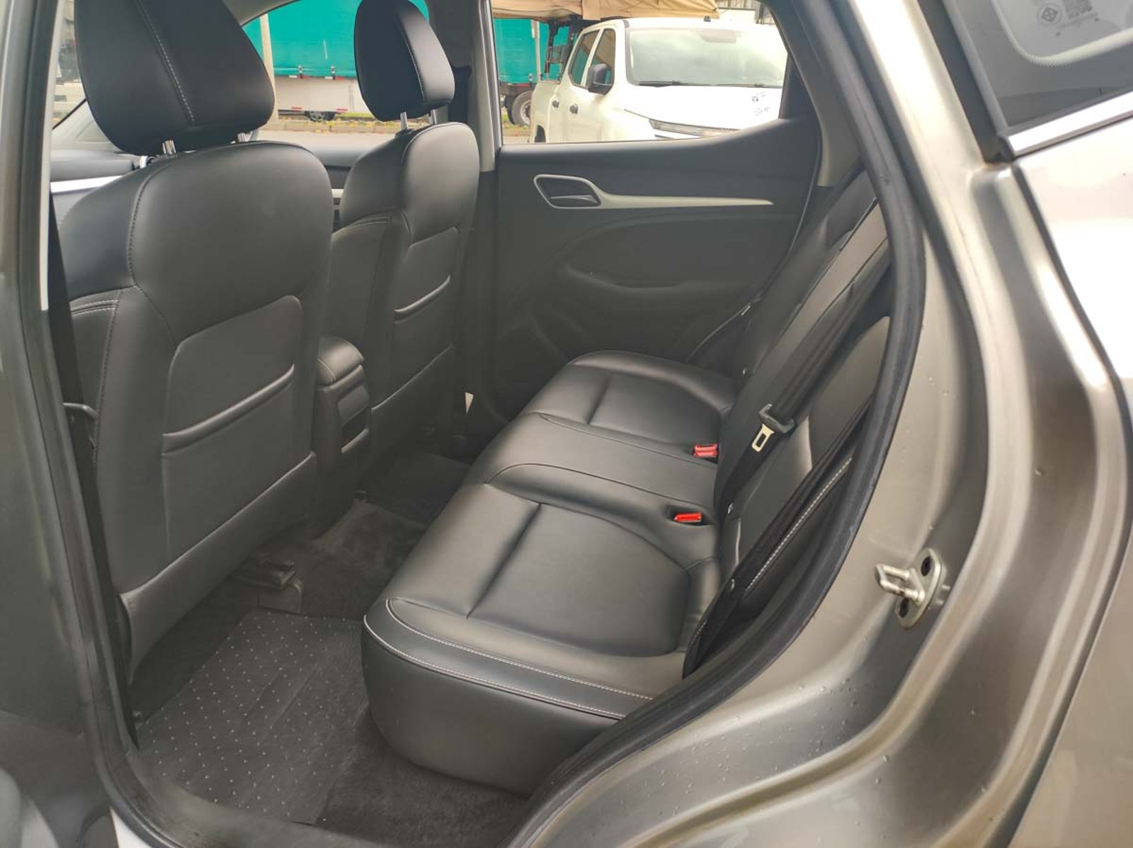 MG MG ZS 1.5 AT STD 2023 - Imagen 8 de 8