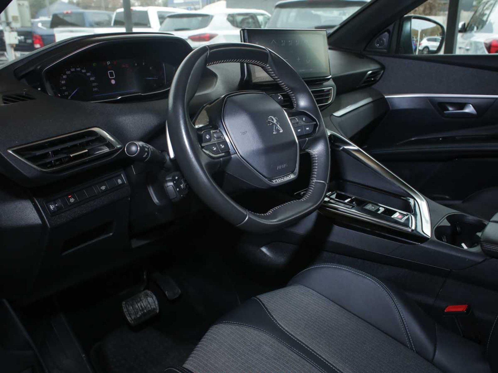 Peugeot 3008 ALLURE PACK BLUEHDI 130 EAT8 2024 - Imagen 6 de 8