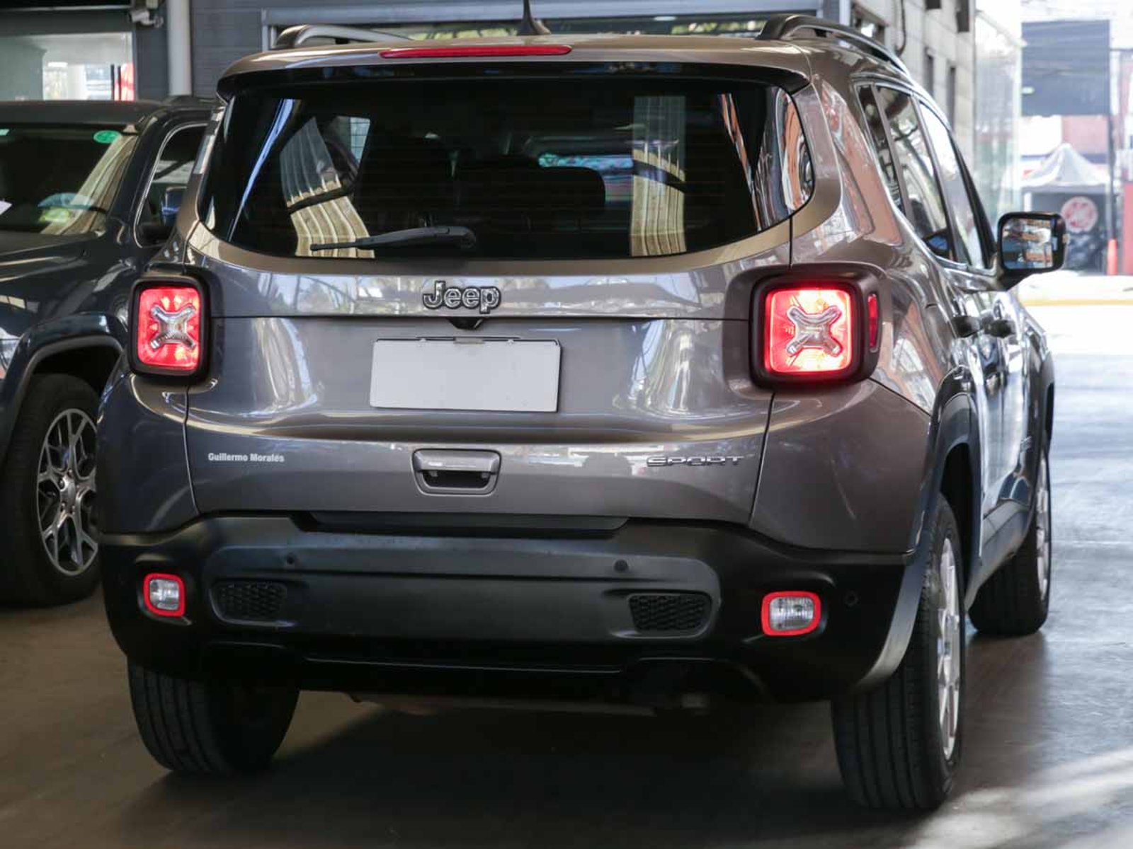 JEEP RENEGADE 1.8 AUT 2021 - Imagen 6 de 13