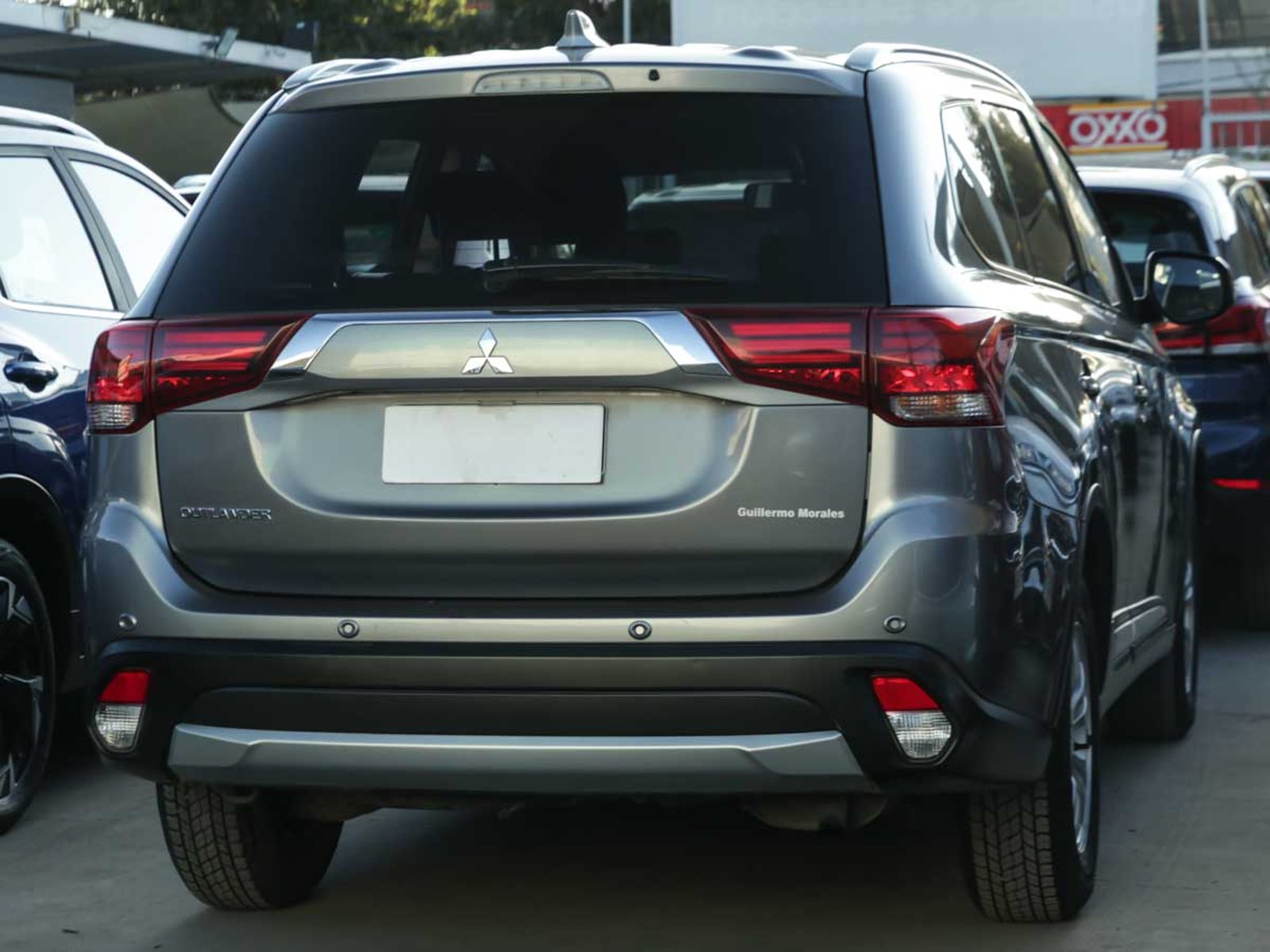 MITSUBISHI OUTLANDER 4X2  2.0 MEC 2019 - Imagen 6 de 13