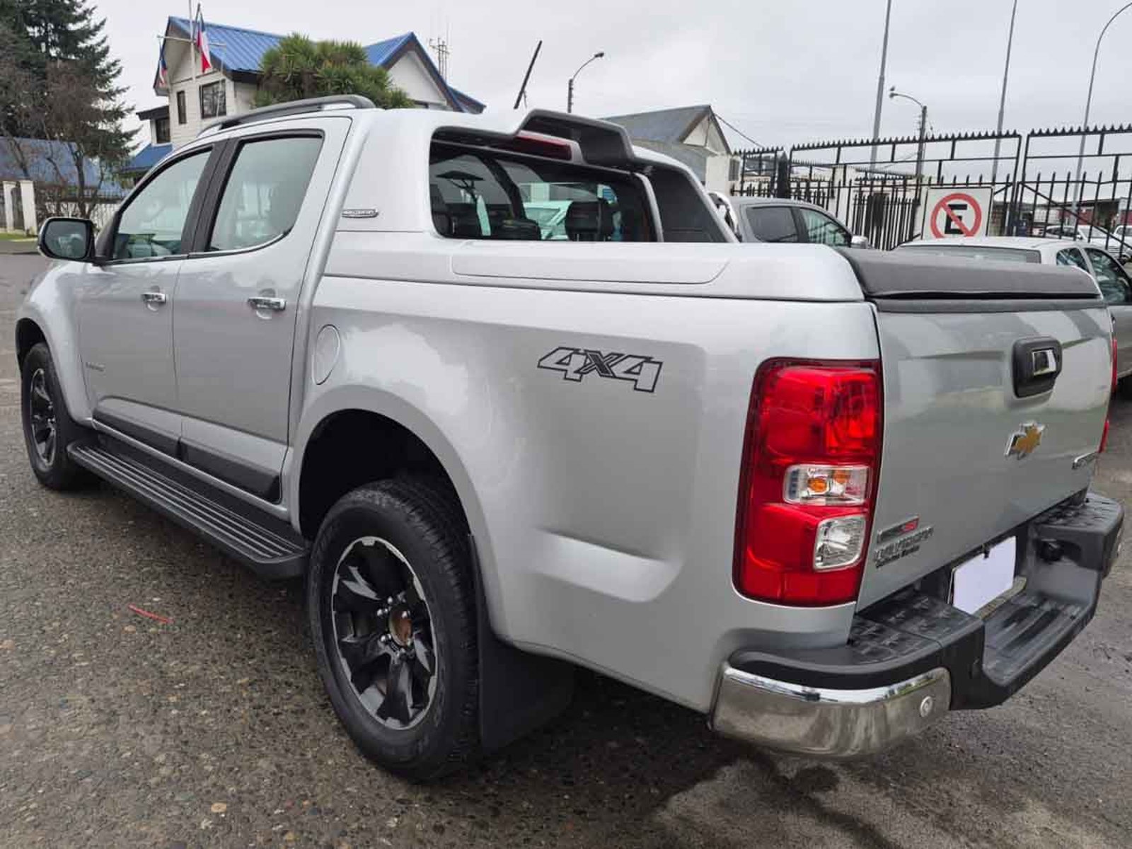 Chevrolet COLORADO High Country 4x4 2.8 AT 2022 - Foto 3 de 8