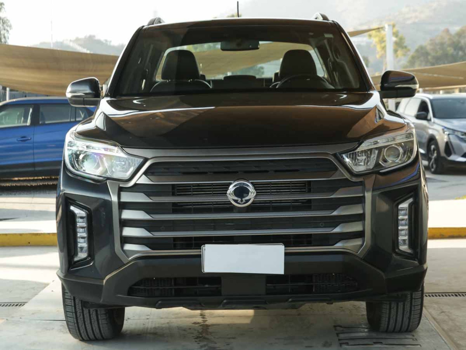 SsangYong MUSSO LIMITED 2.2 TD 6AT 4WD 2025 - Foto 2 de 8