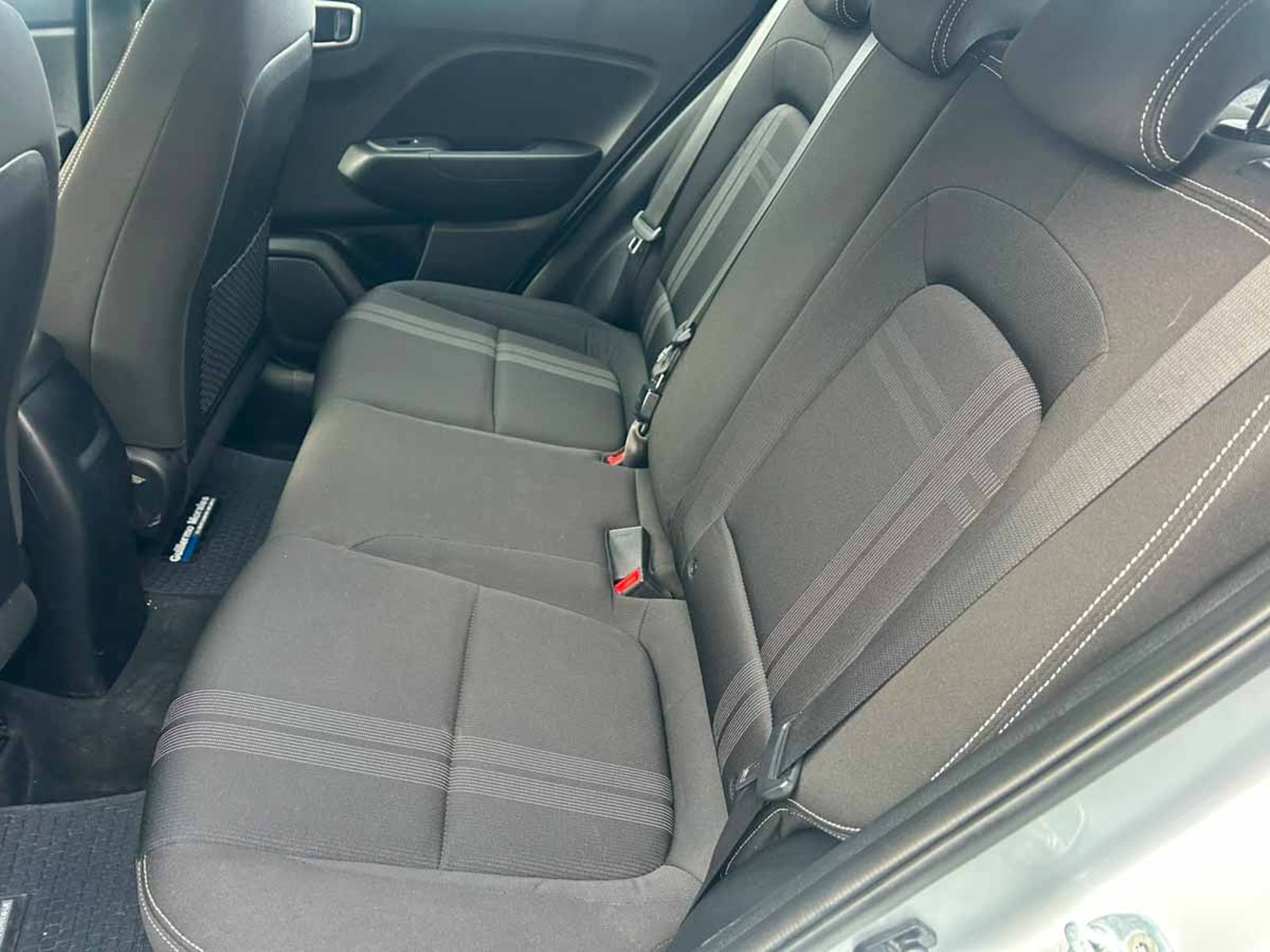 HYUNDAI VENUE QX 1.6 MT PLUS 2021 - Imagen 8 de 8