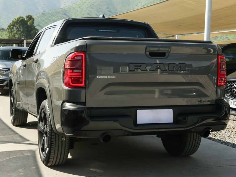 RAM RAMPAGE R/T 2.0 GASOLINA 272 HP 4X4 AT 2024 - Imagen 11 de 16