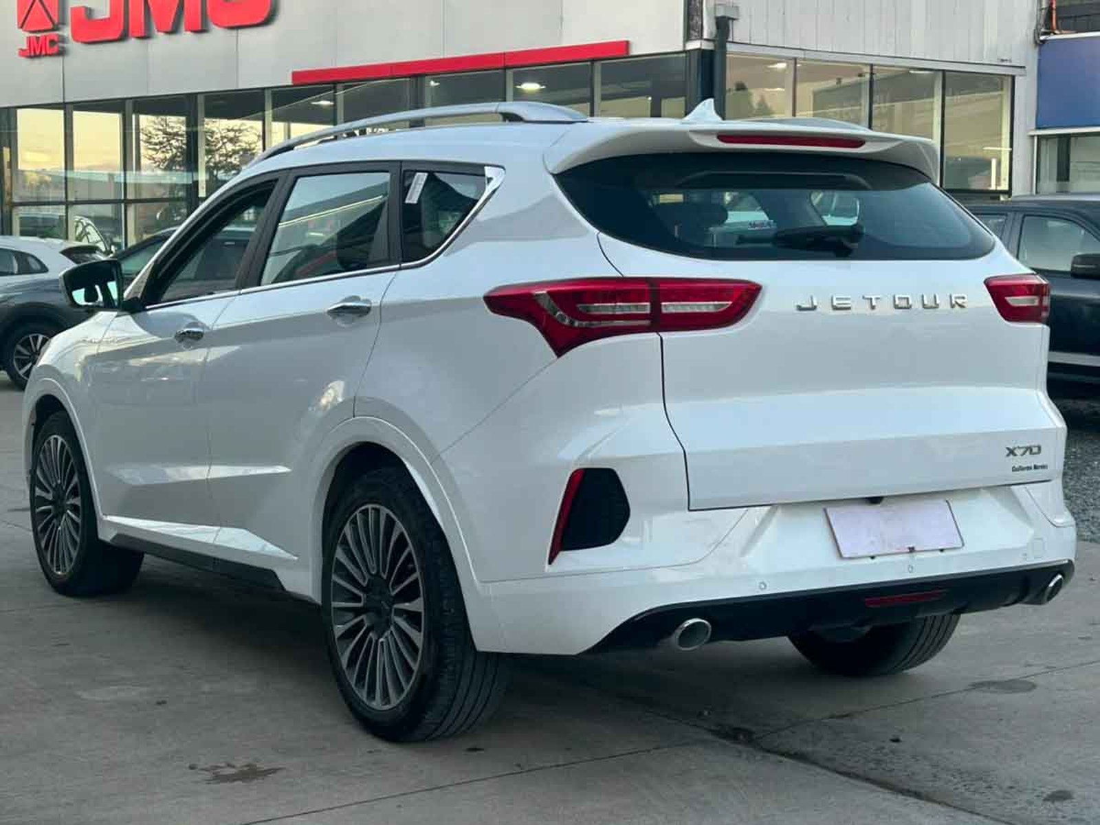 Jetour X70 1.5 AUT 2026 - Foto 4 de 8