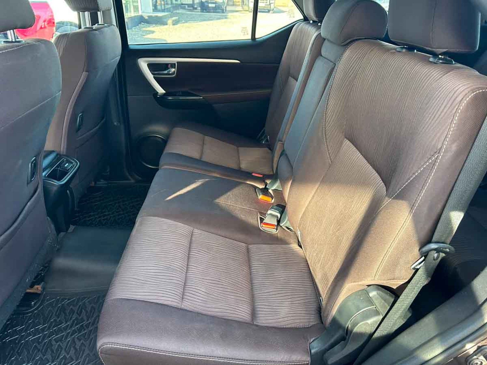Toyota FORTUNER 4X2 2.7 AUT 2019 - Imagen 8 de 8
