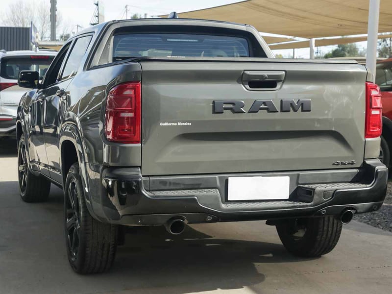 RAM RAMPAGE R/T 2.0 GASOLINA 272 HP 4X4 AT 2024 - Imagen 3 de 16