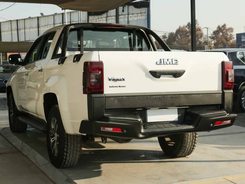 JMC VIGUS 2.4 PLUS DIESEL 2022 - Imagen 3 de 8