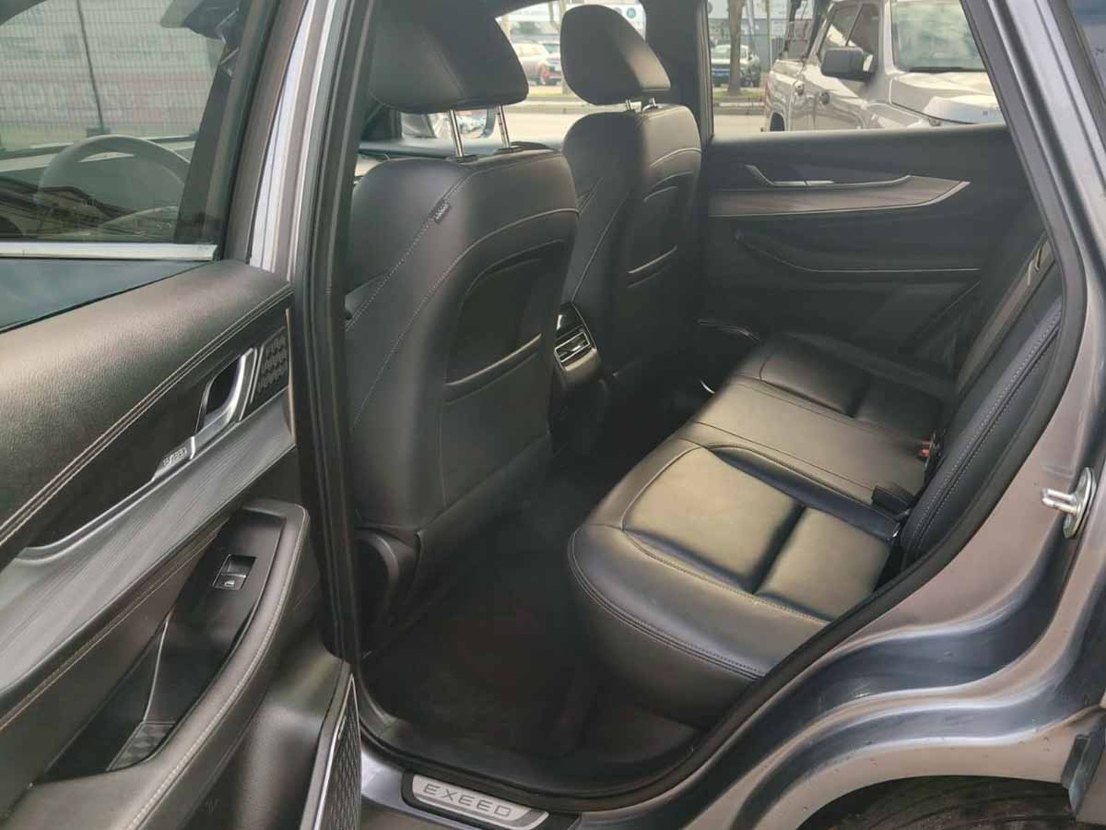 Exeed EXEED LX 1.5T CVT ADVANCED 2024 - Imagen 7 de 8