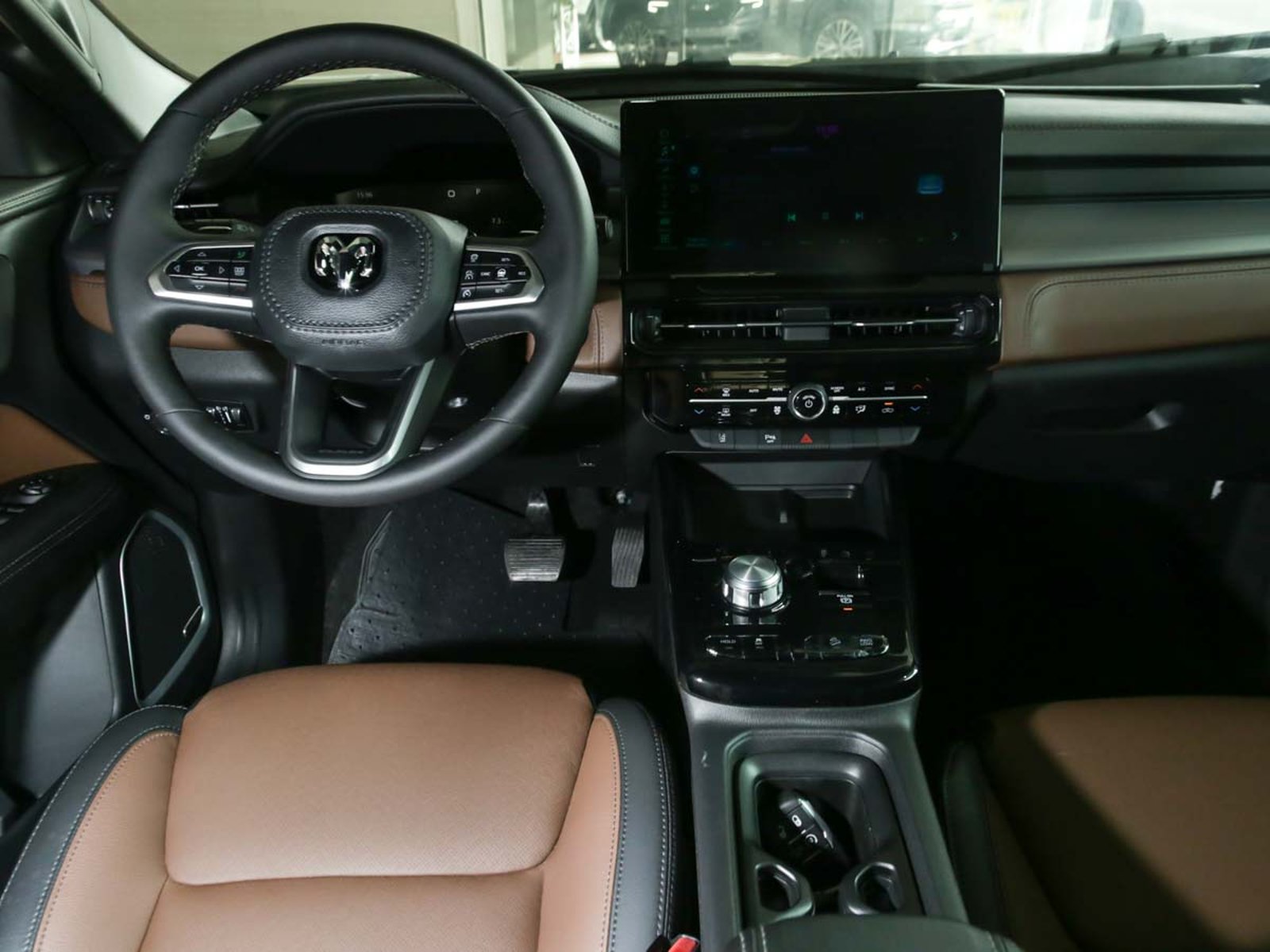 RAM RAMPAGE LARAMIE 2.2 DIESEL 200 HP 4X4 AT 2026 - Imagen 13 de 14
