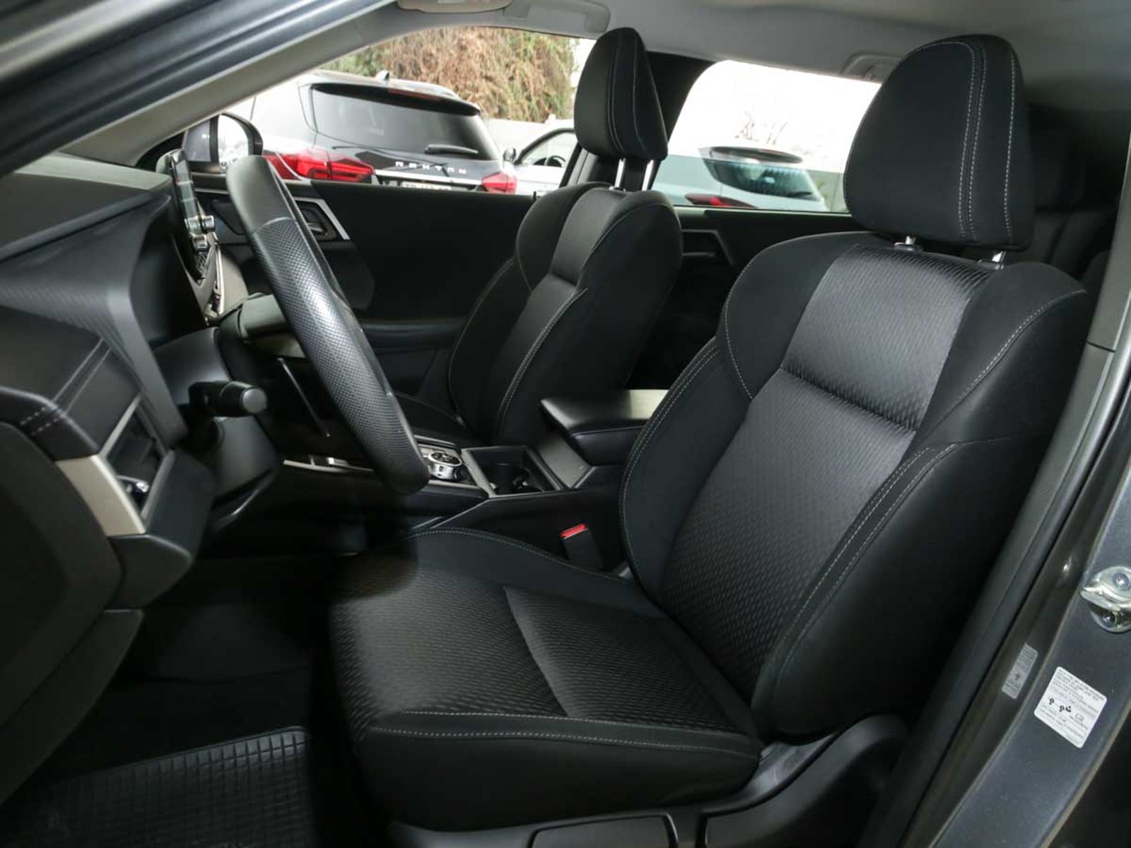 Mitsubishi N OUTLANDER GL 2.4 AUT 2023 - Imagen 7 de 8