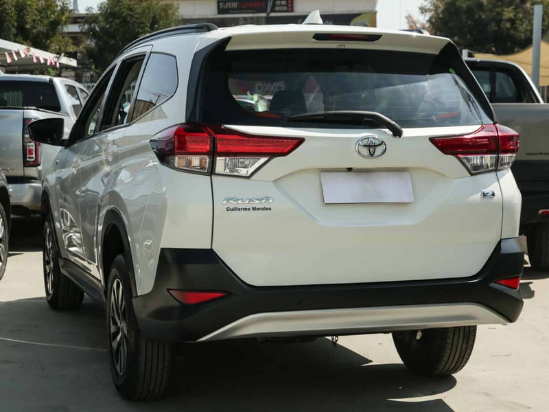 Toyota RUSH XLI 1.5 2023 - Imagen 3 de 8