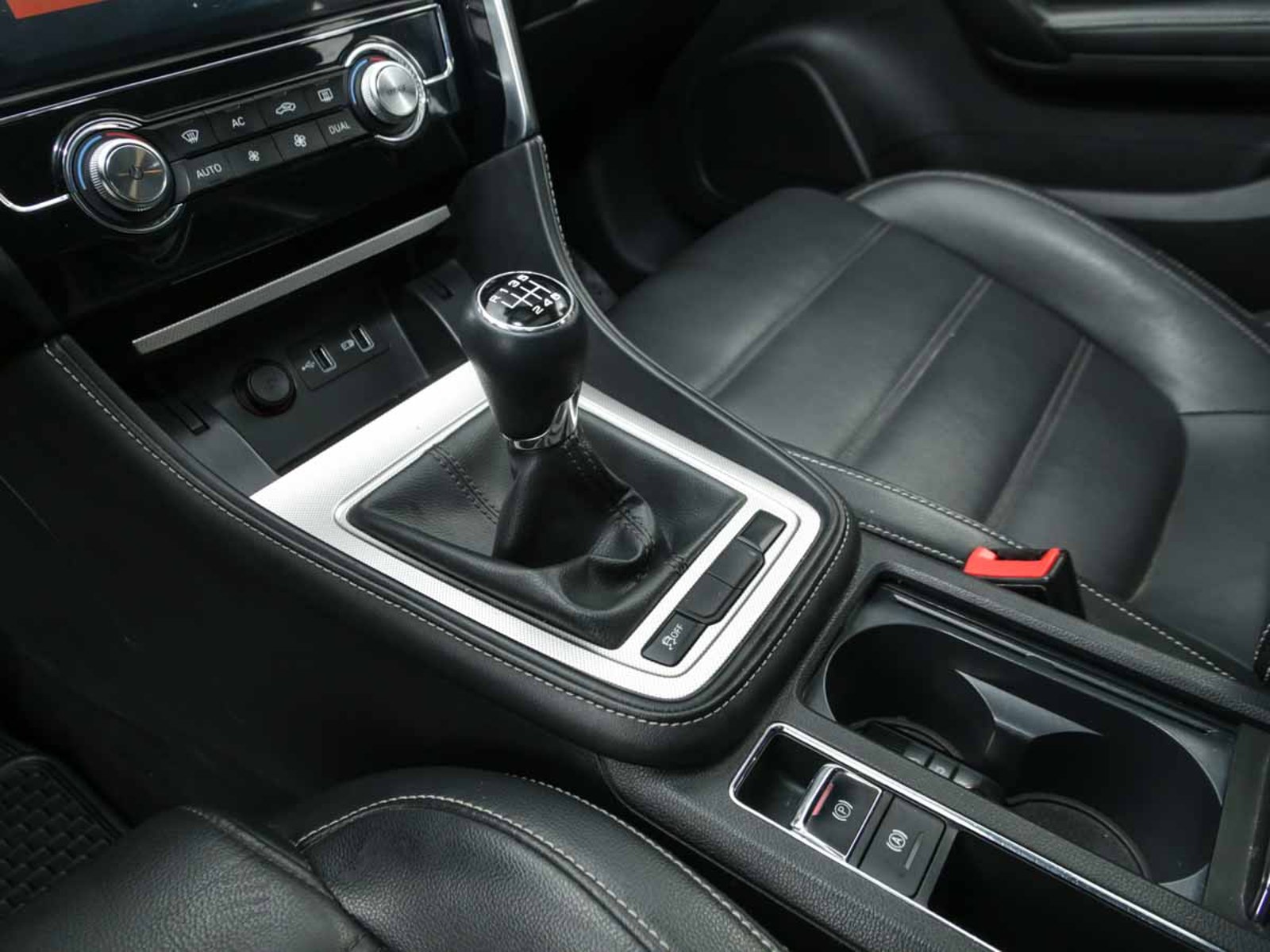 MG MG 6 1.5T  MT 2022 - Imagen 9 de 14