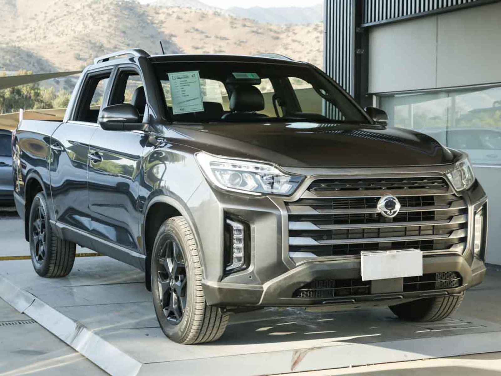 SSANGYONG GRAND MUSSO LIMITED 2.2TD 6AT 4WD 2024 - Foto 3 de 15