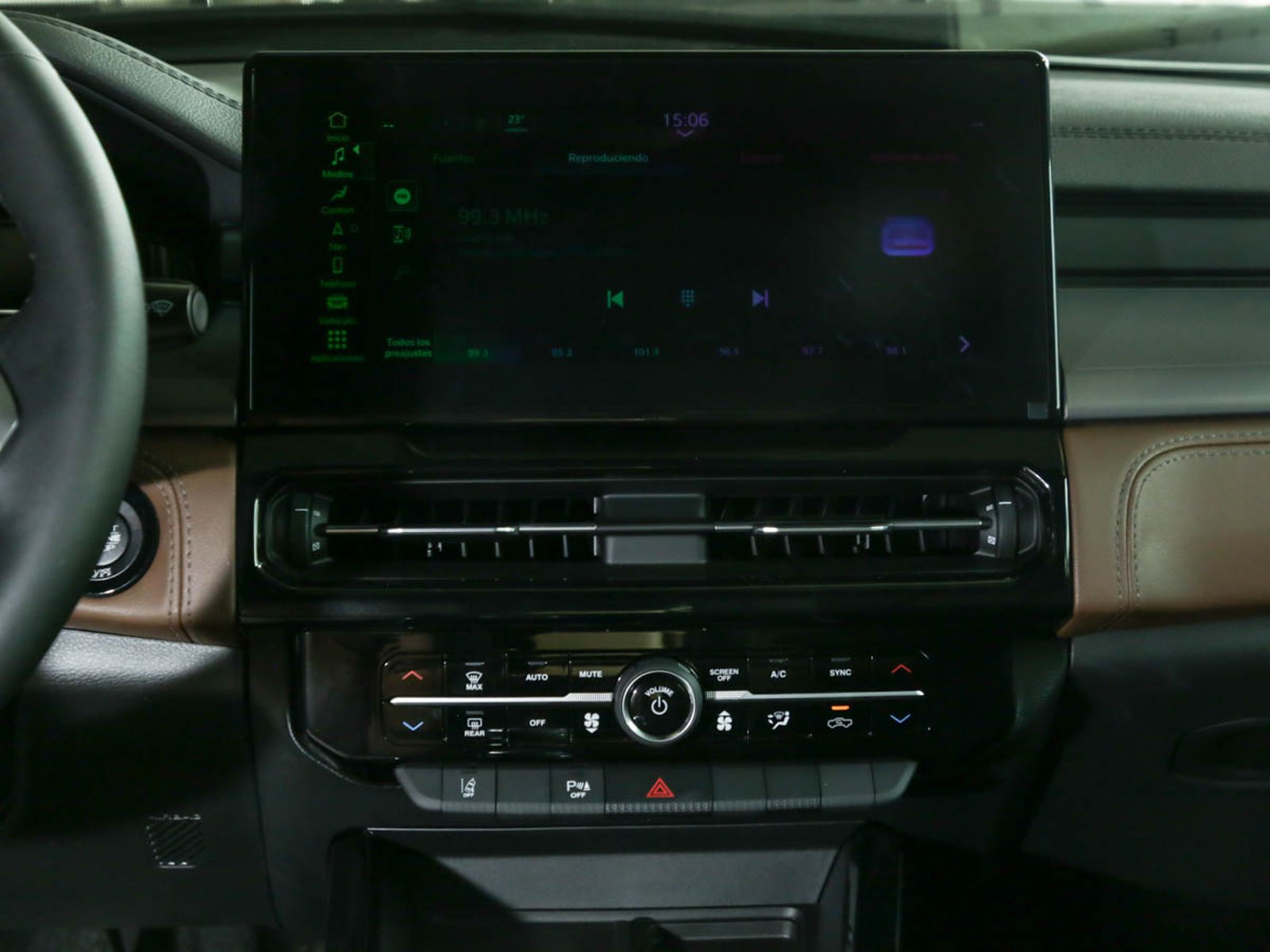 RAM RAMPAGE LARAMIE 2.2 DIESEL 200 HP 4X4 AT 2026 - Imagen 14 de 14