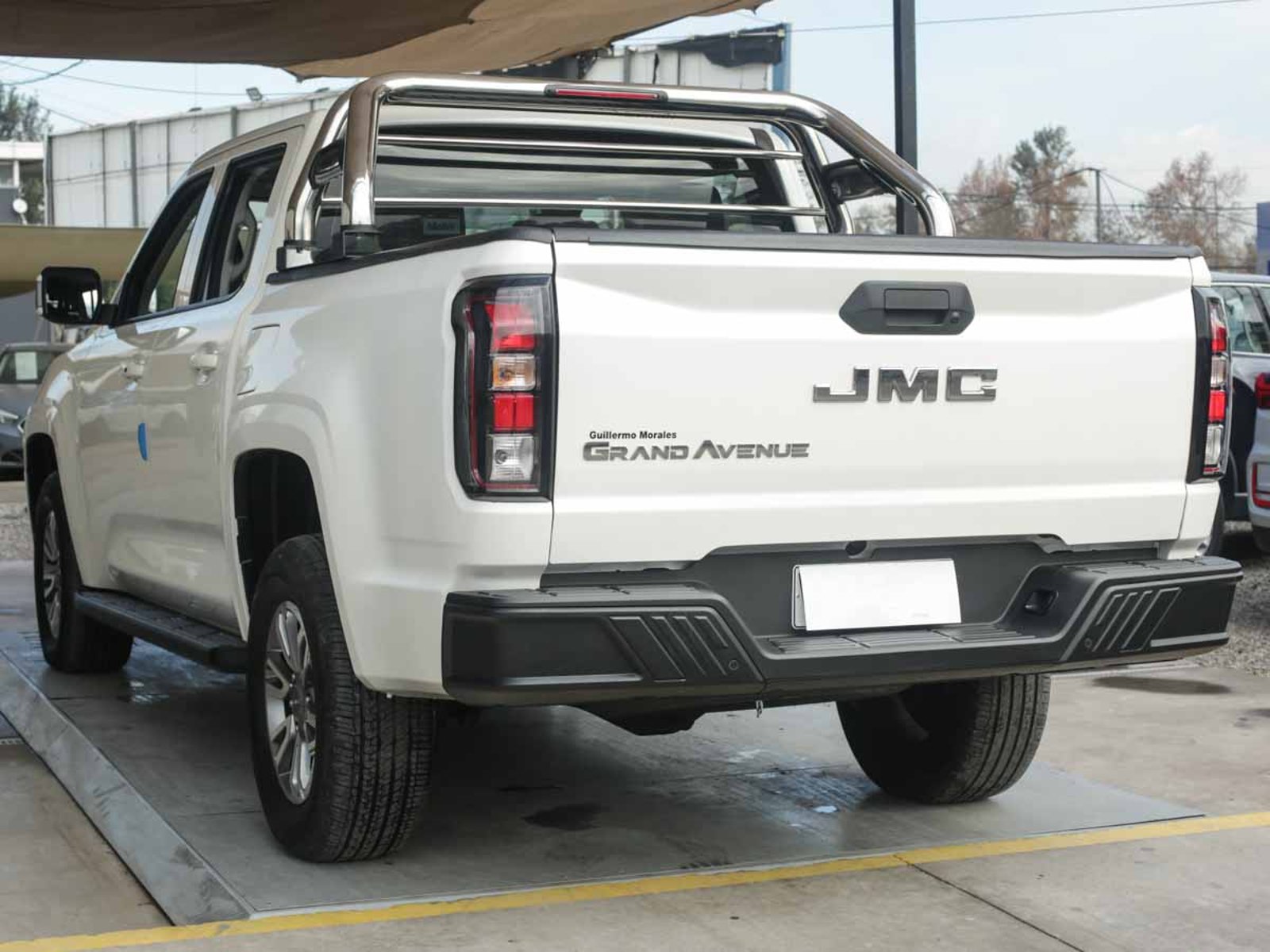 JMC GRAND AVENUE 4X4 MT 2026 - Imagen 3 de 8