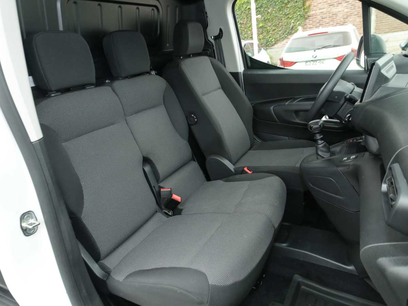 CITROEN BERLINGO MCA M DIESEL 100HP MT 2026 - Imagen 12 de 14