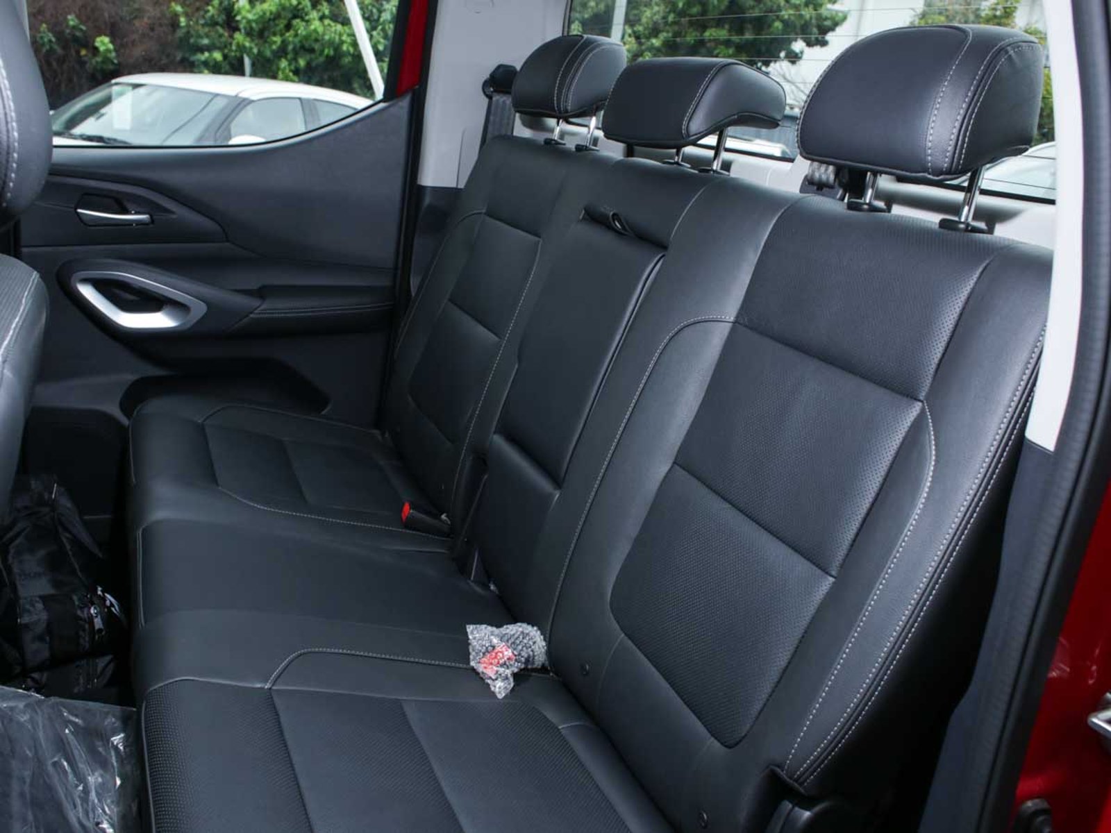 Peugeot LANDTREK MCA ACTION4 DIESEL 200HP 4X4 AT 2026 - Imagen 8 de 8