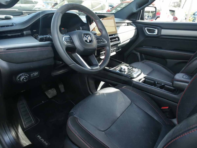 RAM RAMPAGE R/T 2.0 GASOLINA 272 HP 4X4 AT 2024 - Imagen 6 de 16