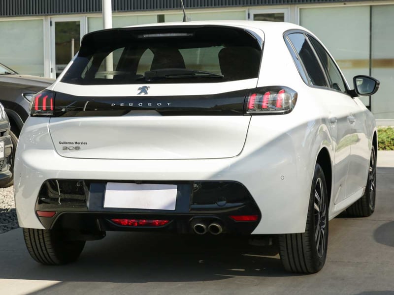Peugeot 208 ALLURE PACK PURETECH 130 EAT8 2024 - Imagen 4 de 8