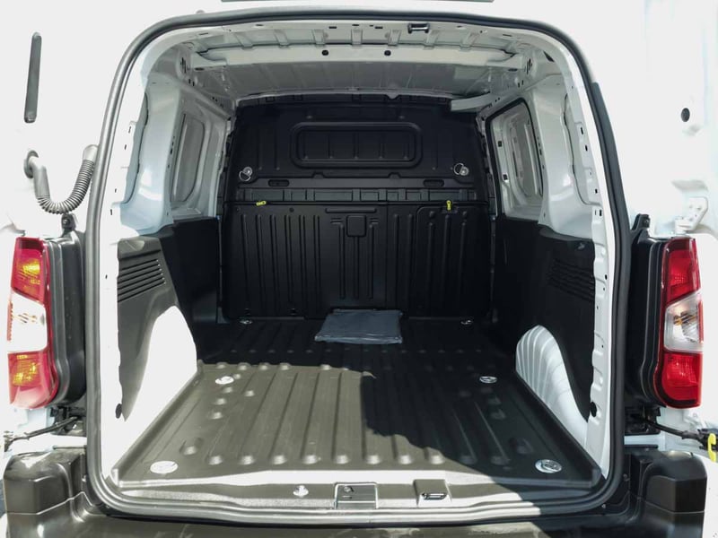 Peugeot PARTNER MCA L1 DIESEL 100HP MT 2026 - Imagen 8 de 8