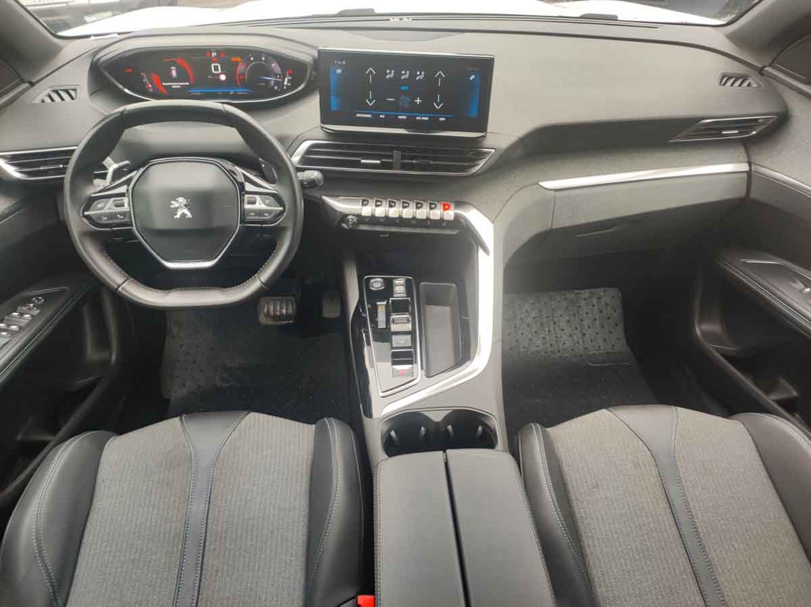 Peugeot 3008 ALLURE PACK BLUEHDI 130 EAT8 2024 - Imagen 8 de 8