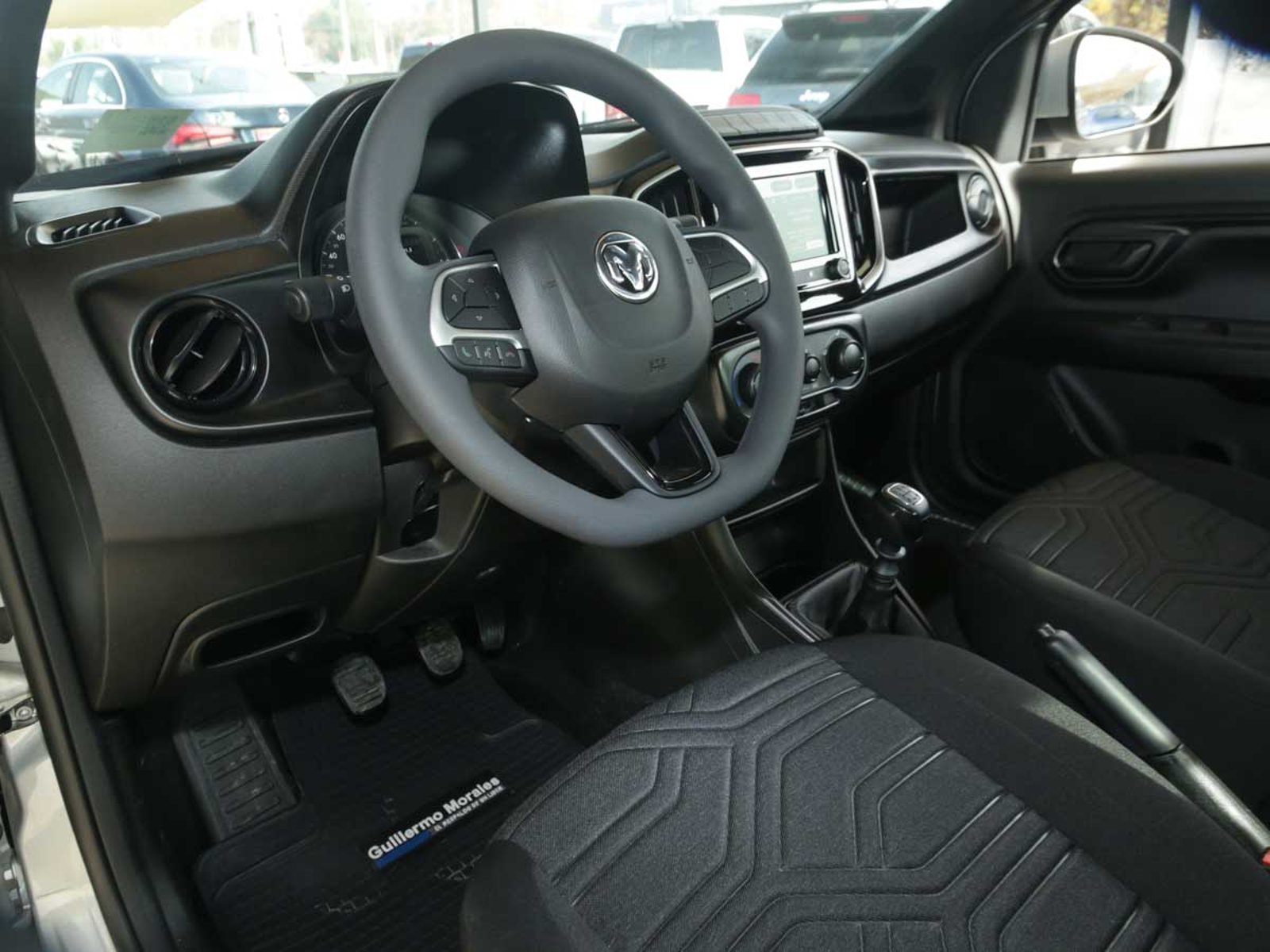 RAM 700 BIGHORN CREW CAB 1.3 MT 2026 - Imagen 9 de 14