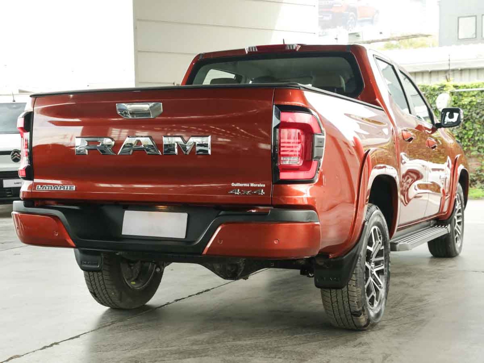 RAM DAKOTA LARAMIE 2.2 DIESEL 200 HP 4X4 AT 2026 - Foto 4 de 8
