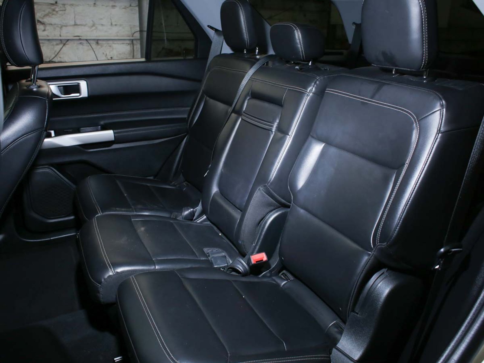 Ford EXPLORER ECOBOOST 2.3 4X2 AT 2023 - Imagen 7 de 8