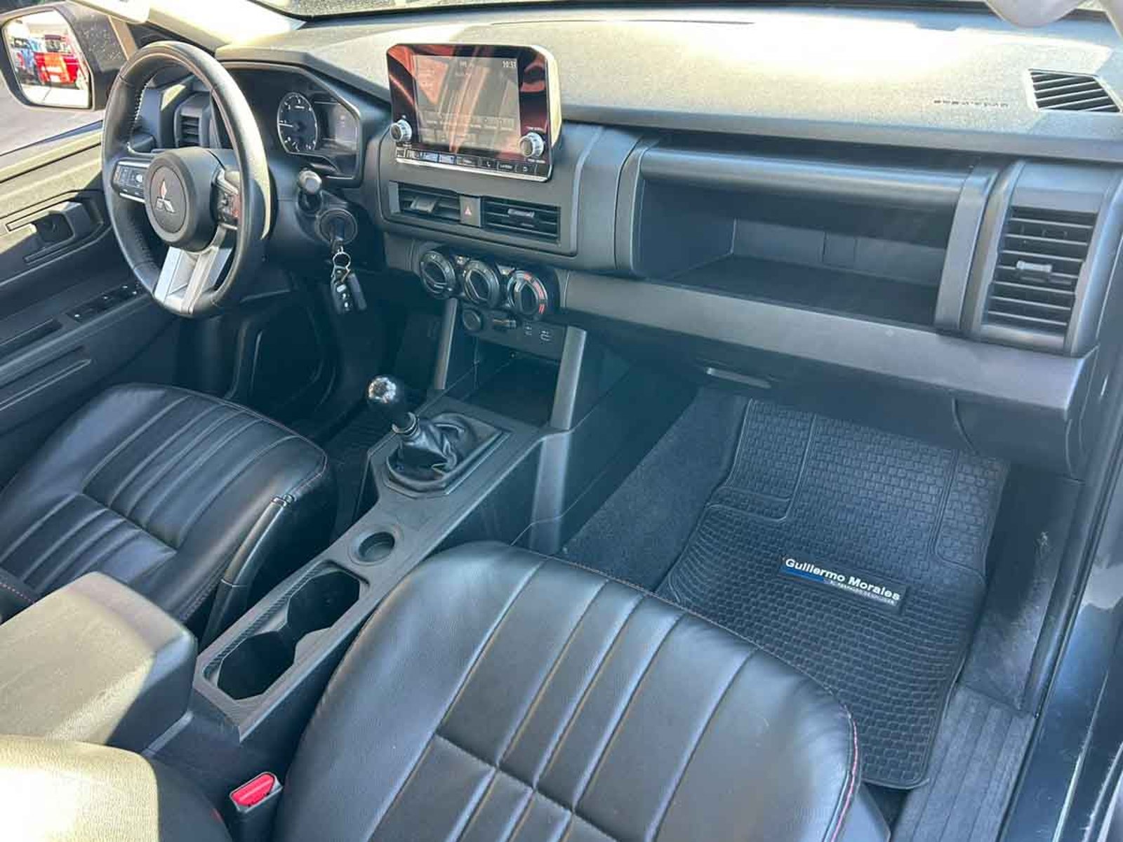 MITSUBISHI NEW L200 WORK XR E6 2025 - Imagen 10 de 16