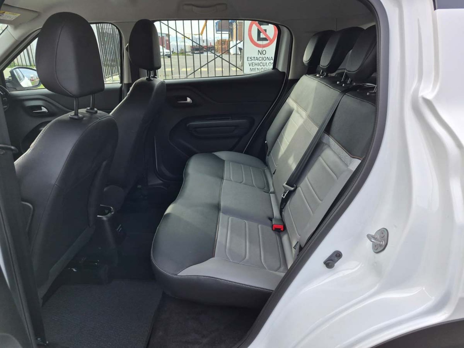 Citroën C3 AIRCROSS SHINE 5P TURBO 125HP AT 2025 - Imagen 6 de 8
