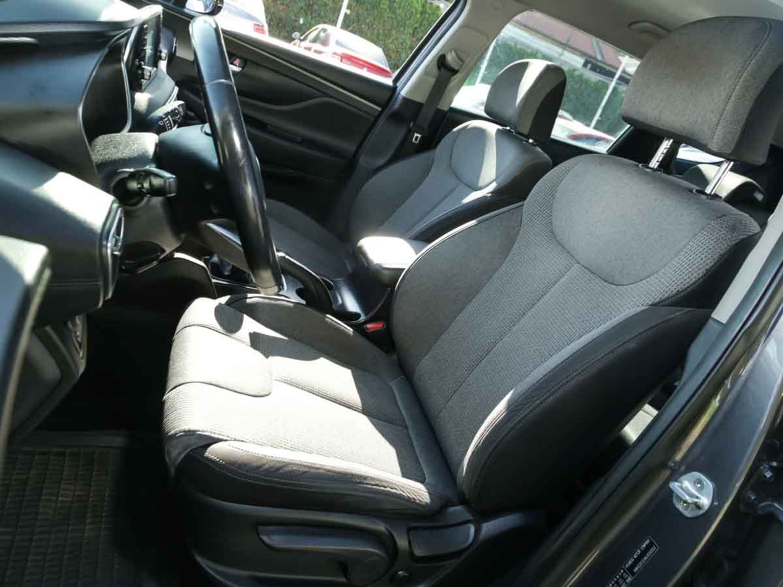 Hyundai SANTA FE  4X2 2019 - Imagen 7 de 8