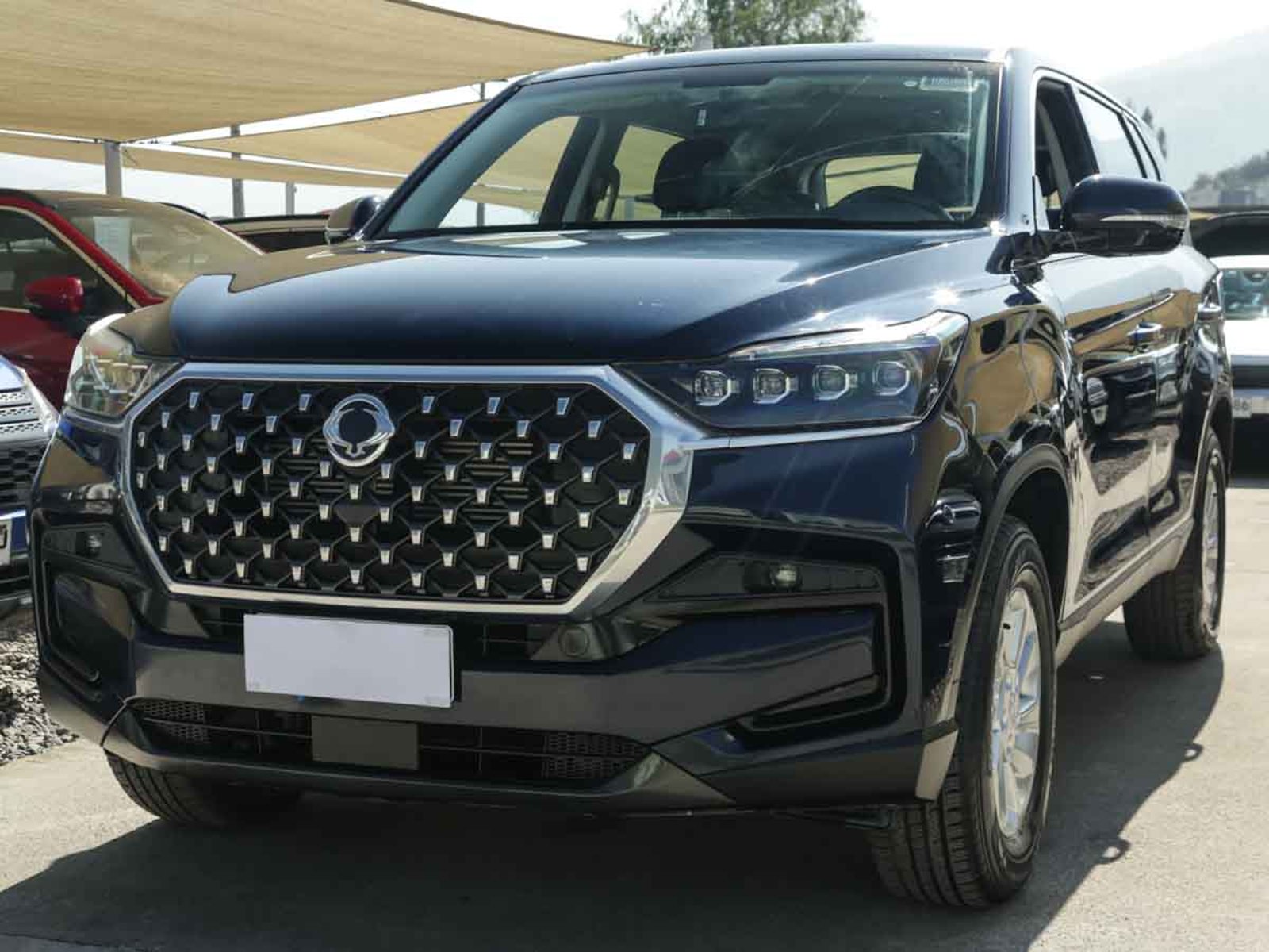 SsangYong NEW REXTON LX 2.0 T 6MT 2WD 6AB 2023 - Imagen 9 de 16