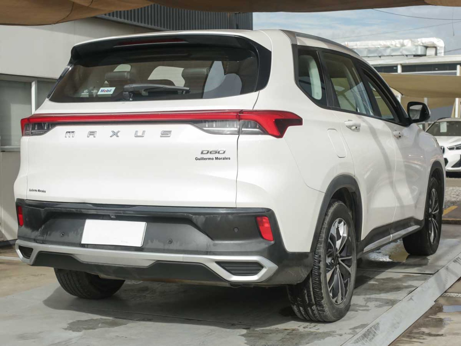 Maxus D60 ELITE 1.5 AUT 2024 - Foto 4 de 8