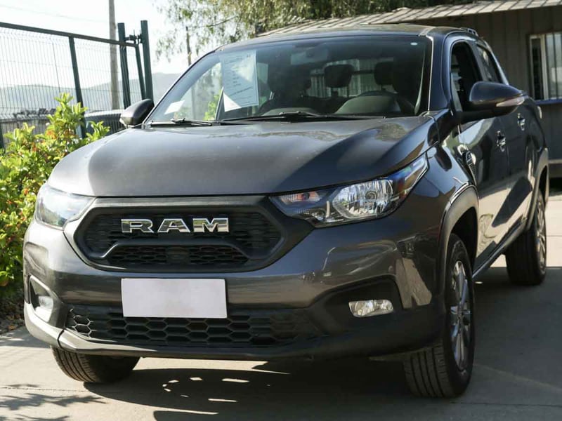 RAM 700 BIGHORN DCAB 1.3 2024