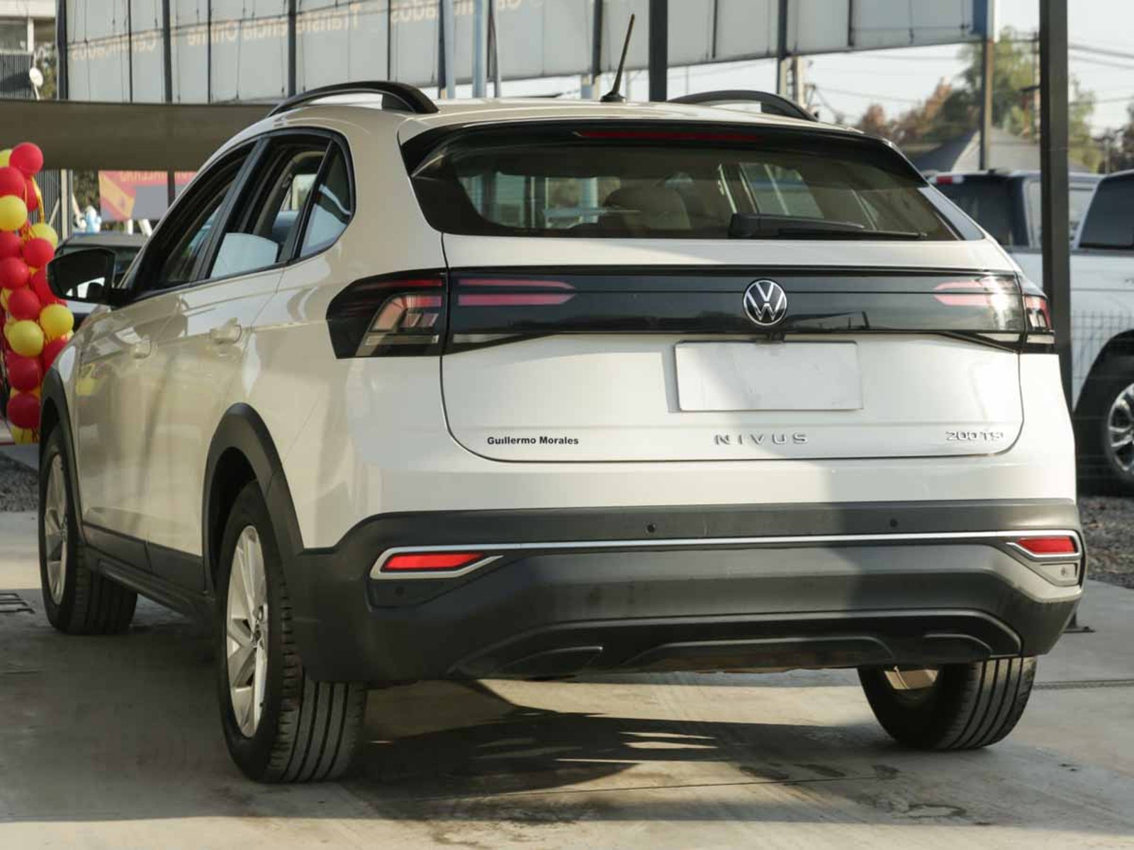 Volkswagen NIVUS TSI 1.0 AUT 2023 - Imagen 3 de 8