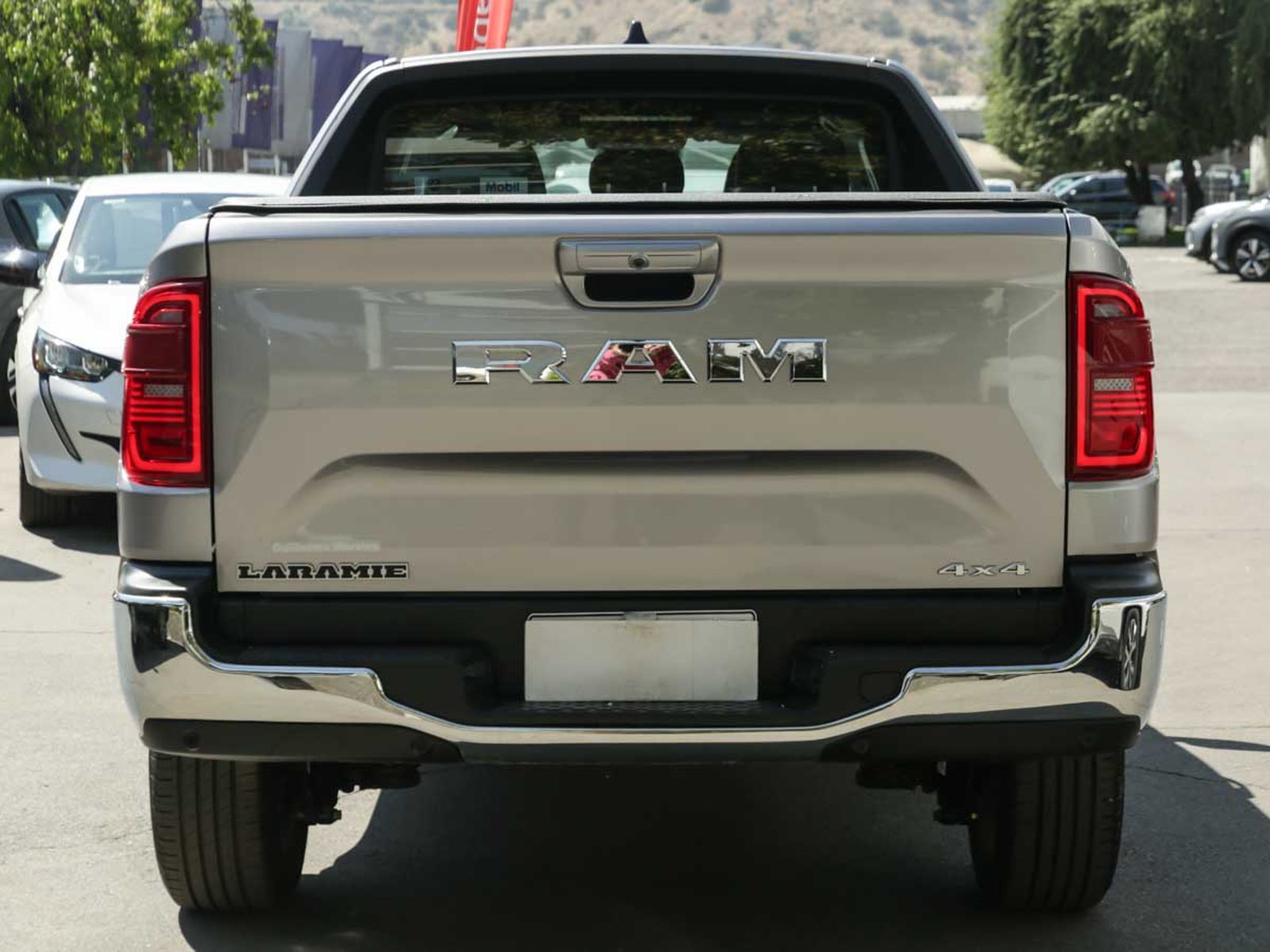 RAM RAMPAGE LARAMIE 2.2 DIESEL 200 HP 4X4 AT 2026 - Imagen 5 de 14