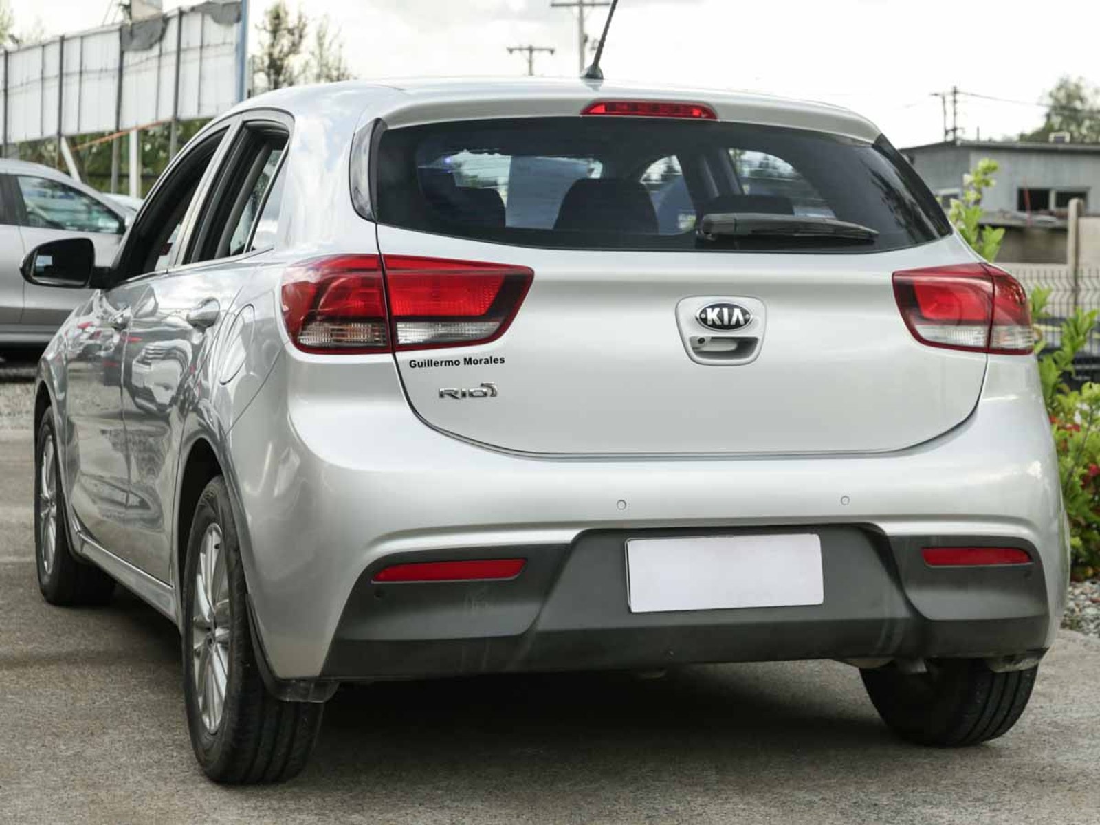 Kia RIO 5 EX 1.4 AUT 2017 - Foto 3 de 8