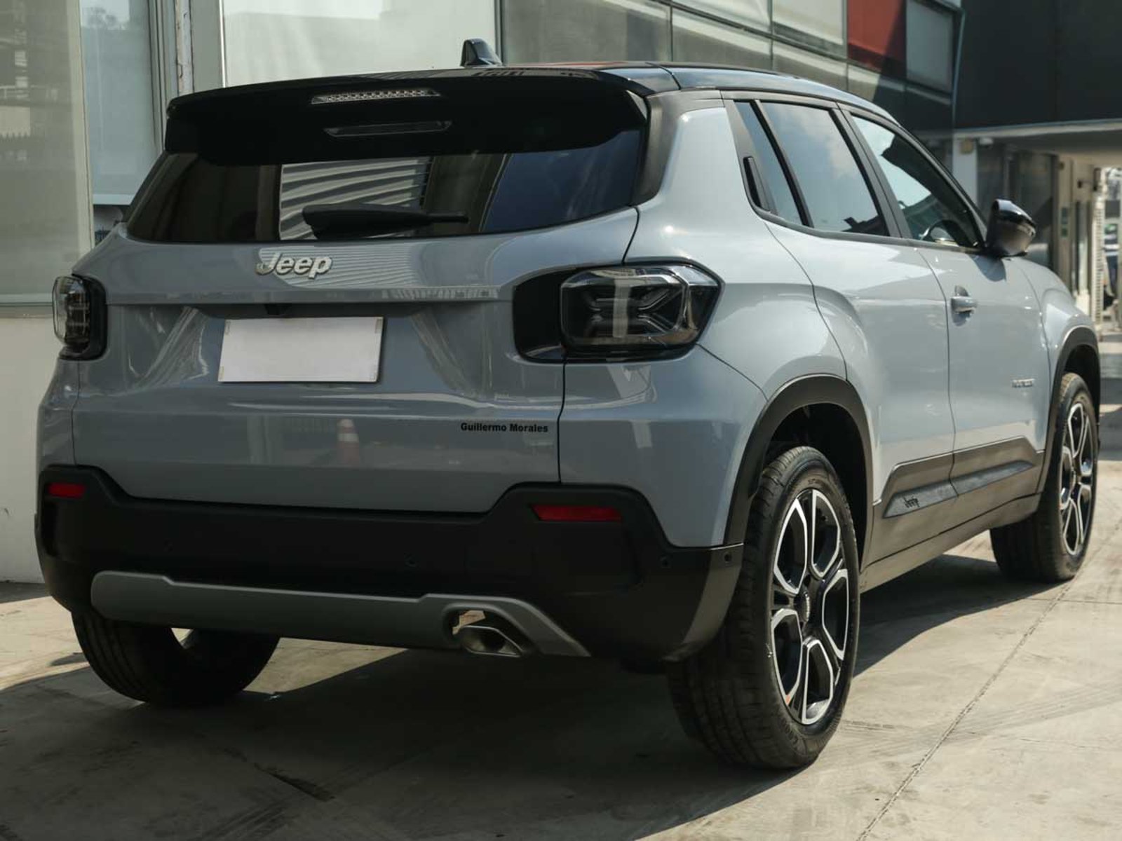 Jeep AVENGER ALTITUDE SUMMIT 1.2 AUT 2026 - Foto 4 de 8