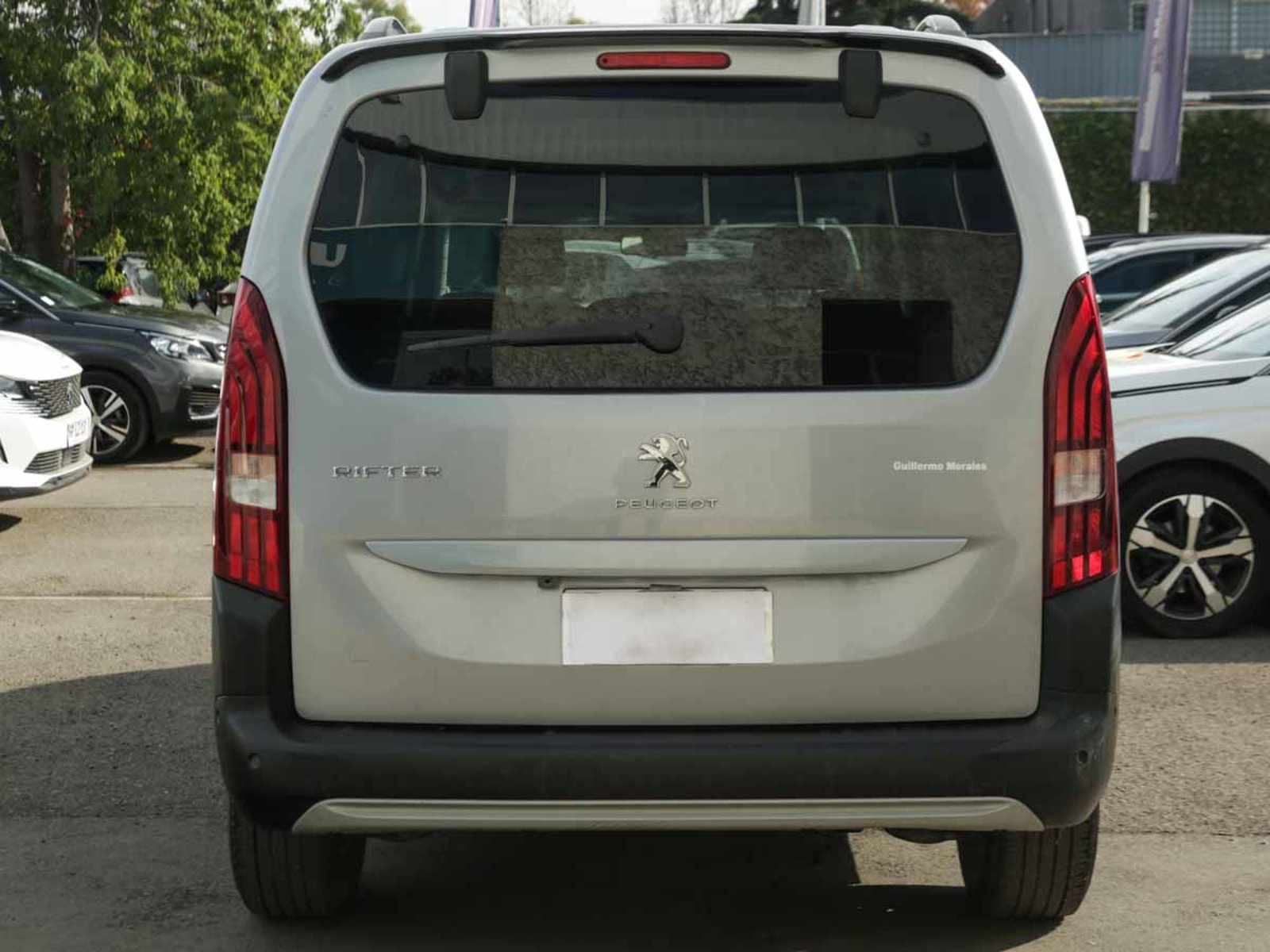 PEUGEOT RIFTER ALLURE BLUEHDI 130 EAT8 2023 - Imagen 5 de 14