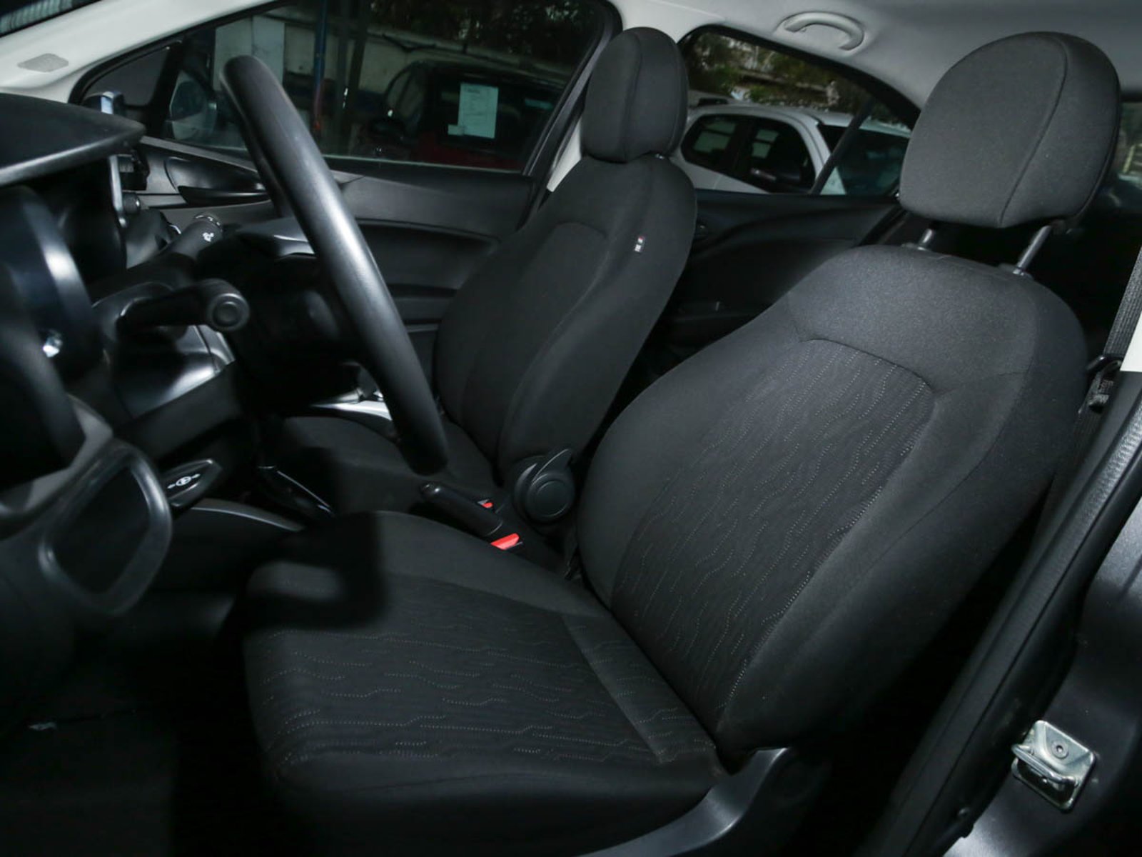 FIAT CRONOS DRIVE 1.8 AT 2022 - Imagen 7 de 8