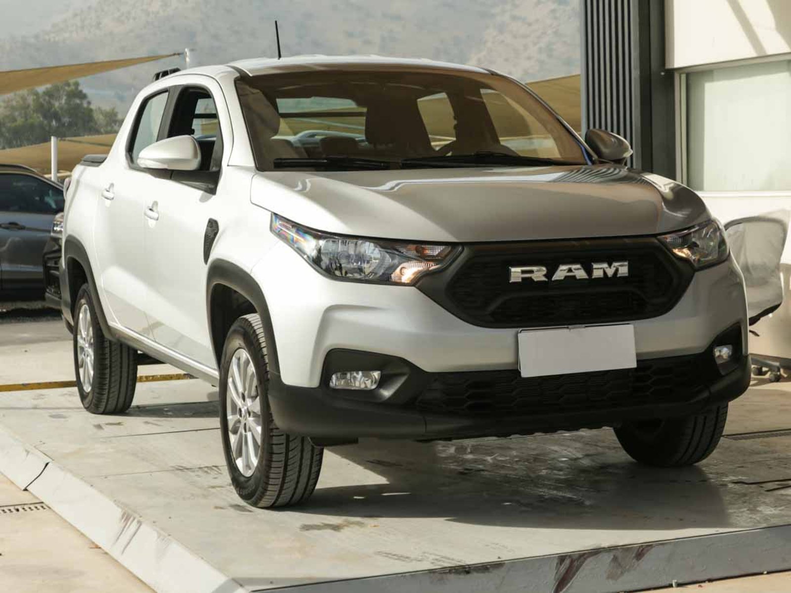 RAM 700 BIG HORN CD 1.3 MT 6B 2026 - Foto 3 de 14