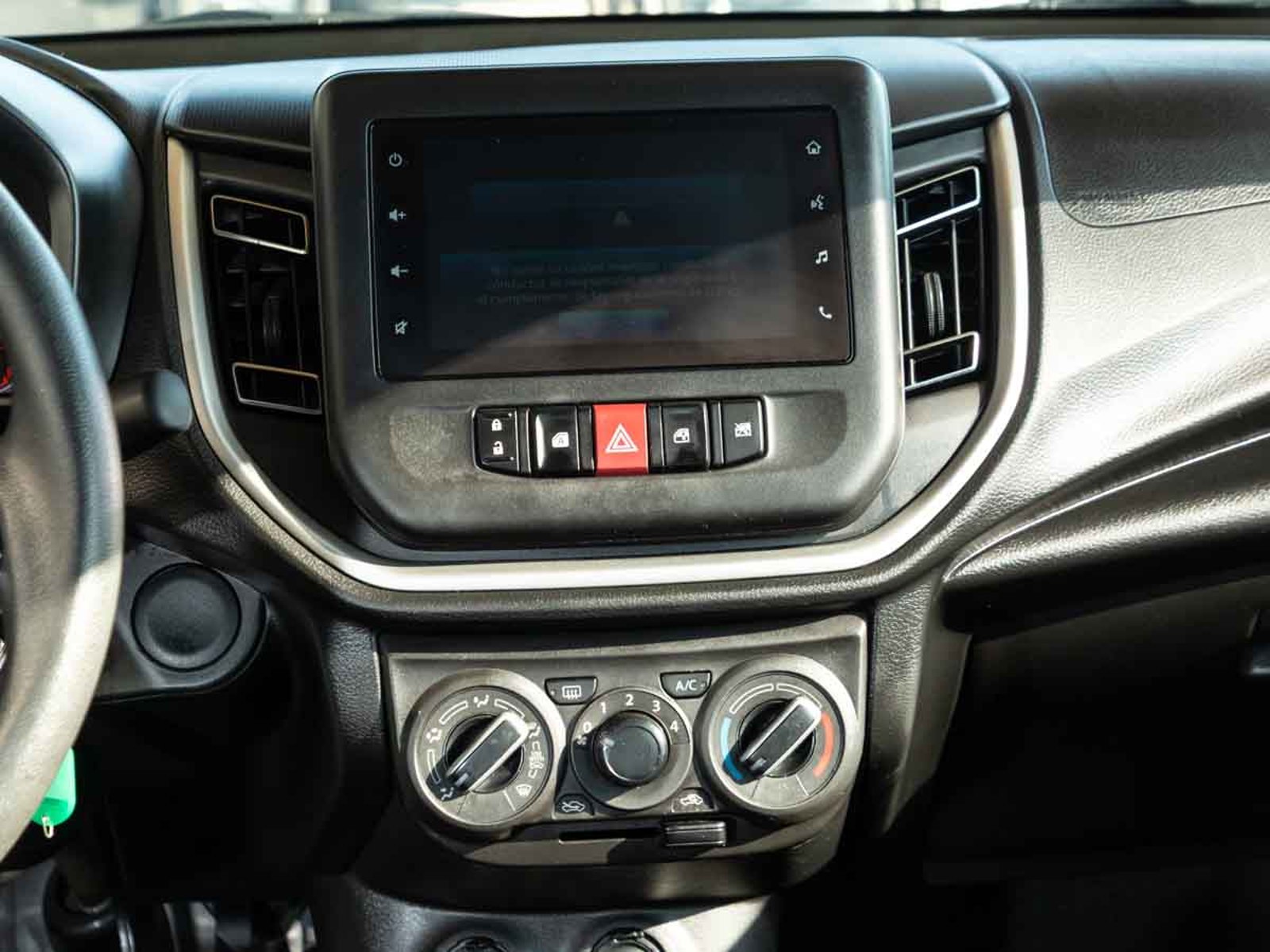 SUZUKI CELERIO GLX HB 1.0 2024 - Imagen 13 de 13