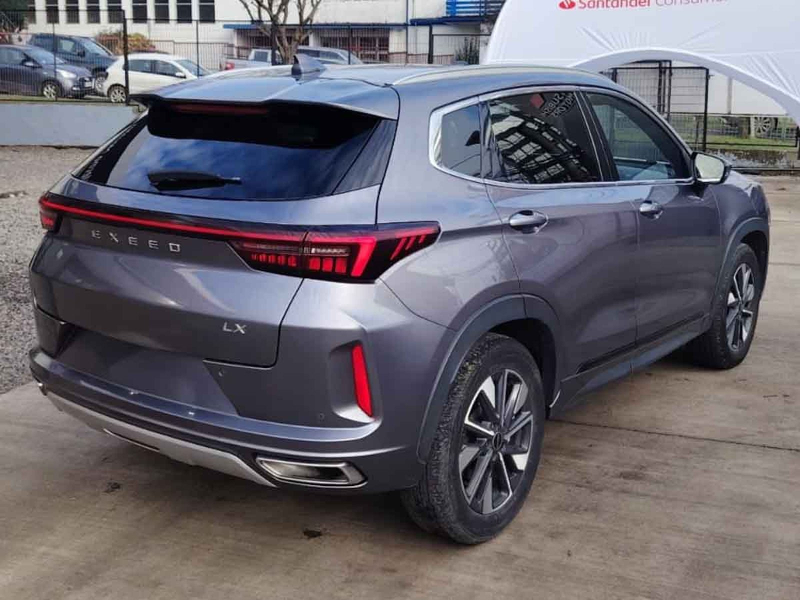 Exeed EXEED LX 1.5T CVT ADVANCED 2024 - Foto 4 de 8