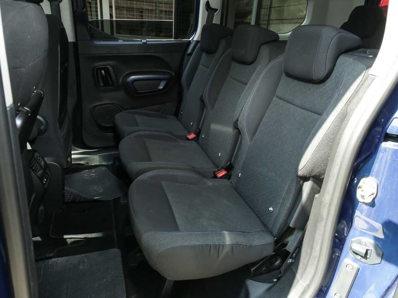 Peugeot RIFTER ALLURE 1.2 AUT 2021 - Imagen 7 de 8