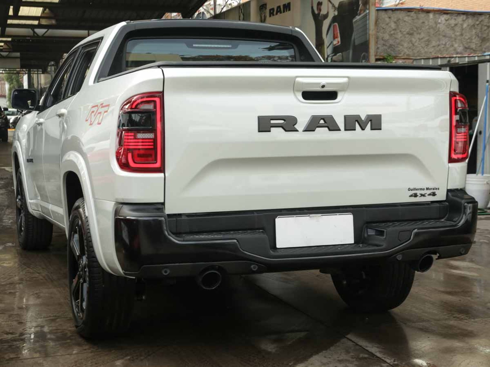 RAM RAMPAGE R/T 2.0 GASOLINA 272 HP 4X4 AT 2026 - Imagen 4 de 14