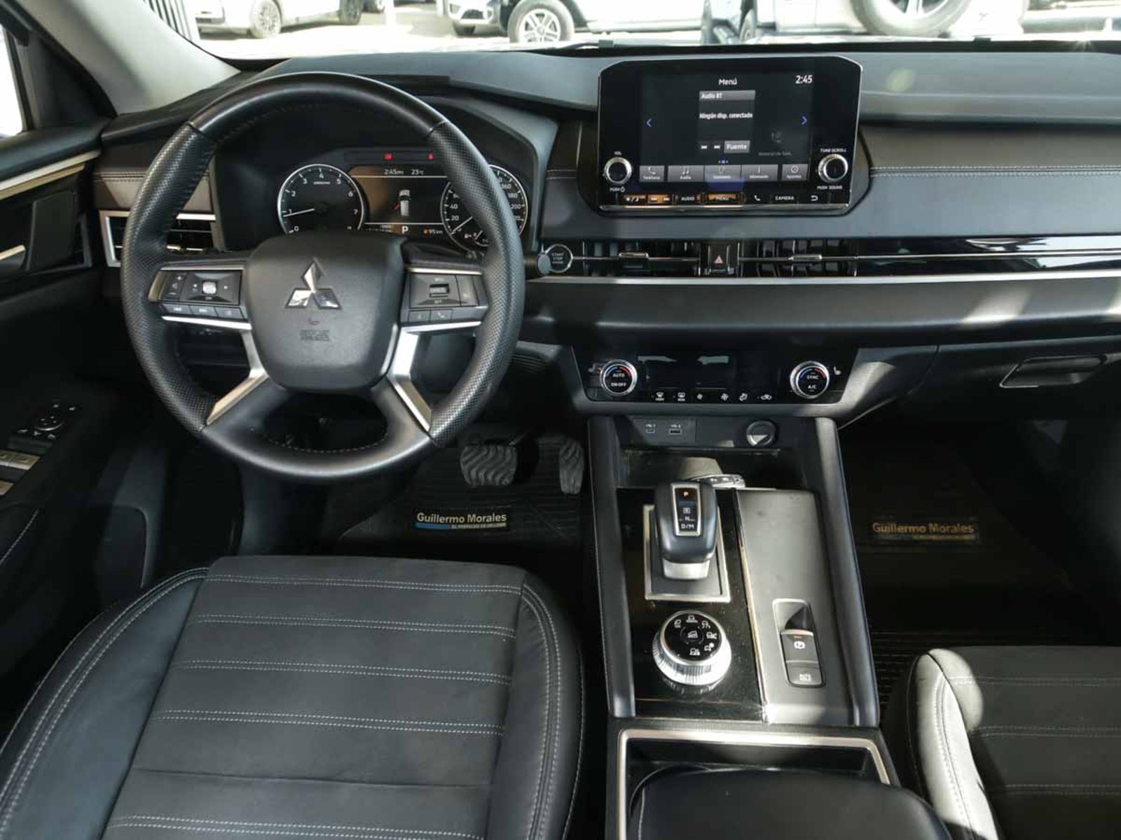 MITSUBISHI NEW OUTLANDER GLS 2023 - Imagen 12 de 16