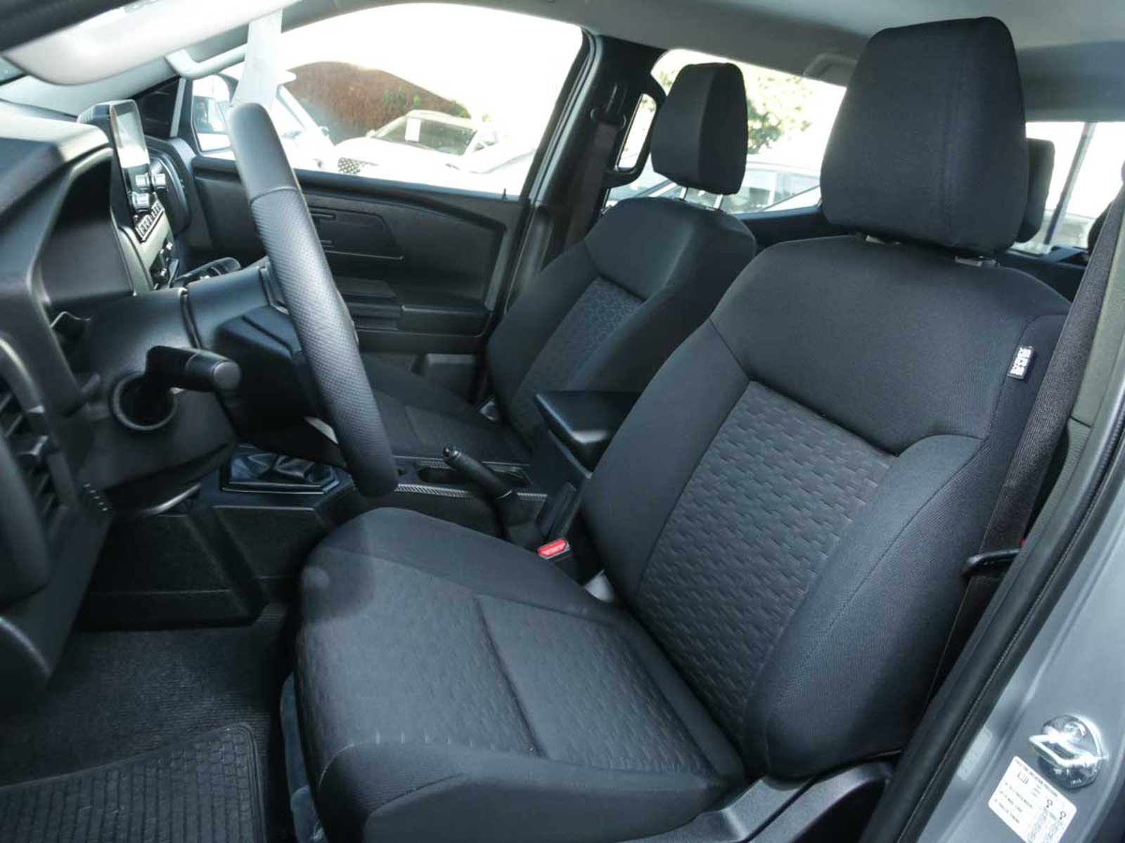MITSUBISHI NEW L200 WORK XR E6 2025 - Imagen 7 de 8