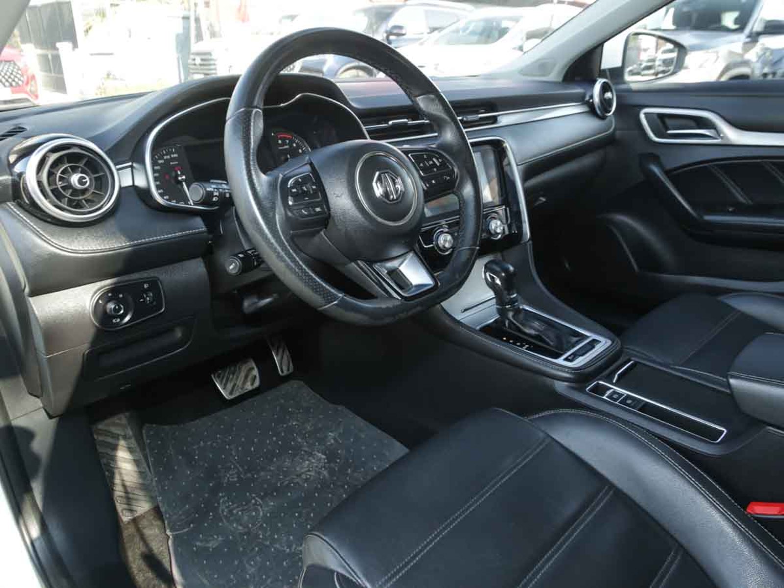 MG MG6  1.5T  DCT  TROPHY 2023 - Imagen 6 de 8